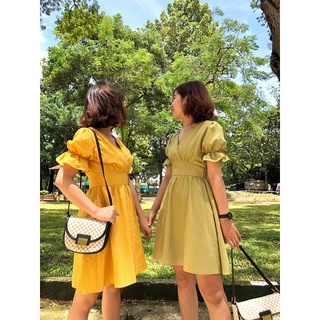 Đầm Cổ Chữ V Caro Tay Bèo