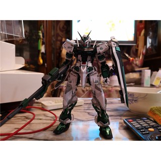 Mô hình MB Astray Green & Gold Frame