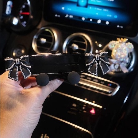 Giá Đỡ Điện Thoại Oto Cài Cửa Gió Gắn Nơ Thời Trang Xinh Xắn Cho Phái Nữ