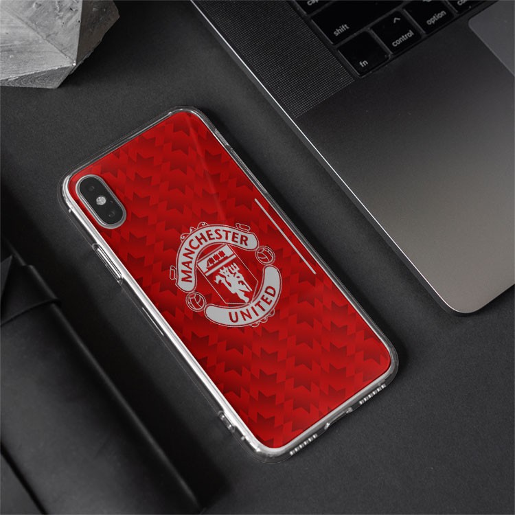 Ốp bóng đá logo Man utd ốp lưng nhựa dẻo nền đỏ clb manchester dành cho Iphone 5 đến 12 promax FOO20210227