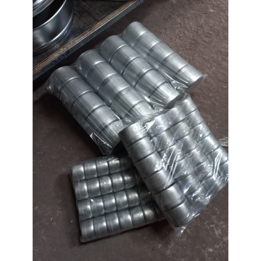 Hộp ẩm bằng nhôm kích thước có nắp đậy được dùng trong thí nghiệm xác định độ ẩm và độ hút ẩm của đất loại sét và cát.