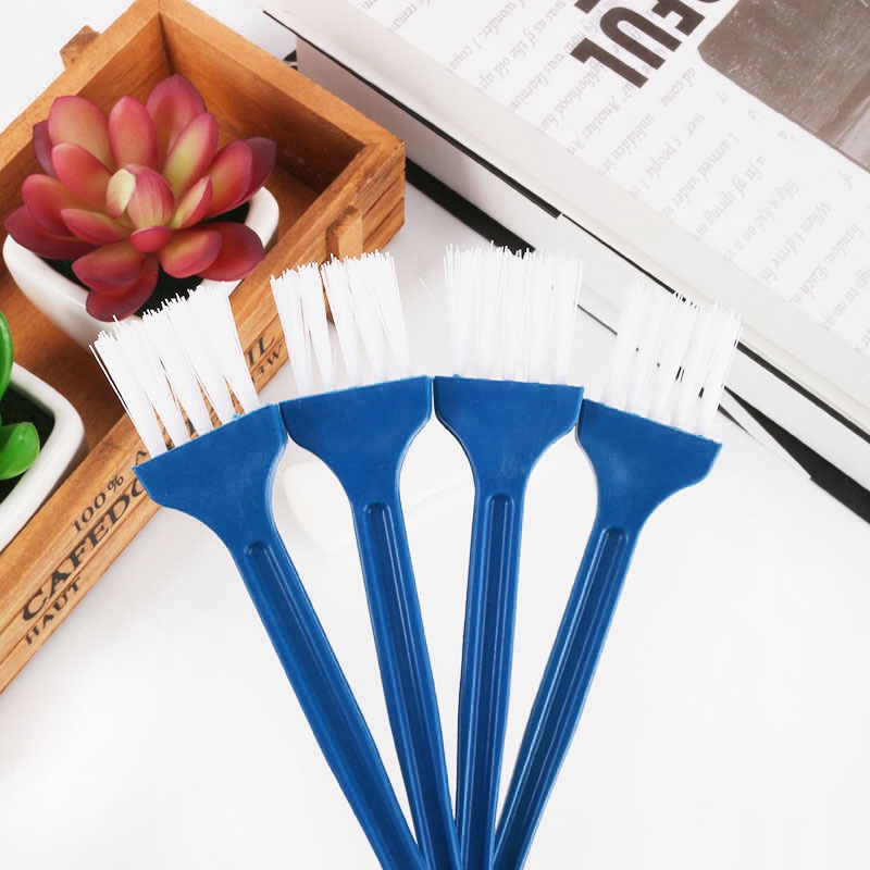 Bàn chải vệ sinh máy tính bằng nhựa an toàn tiện lợi