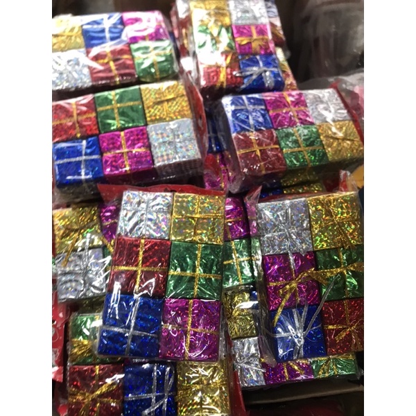 Set 6 hộp quà Giáng Sinh 6x6cm