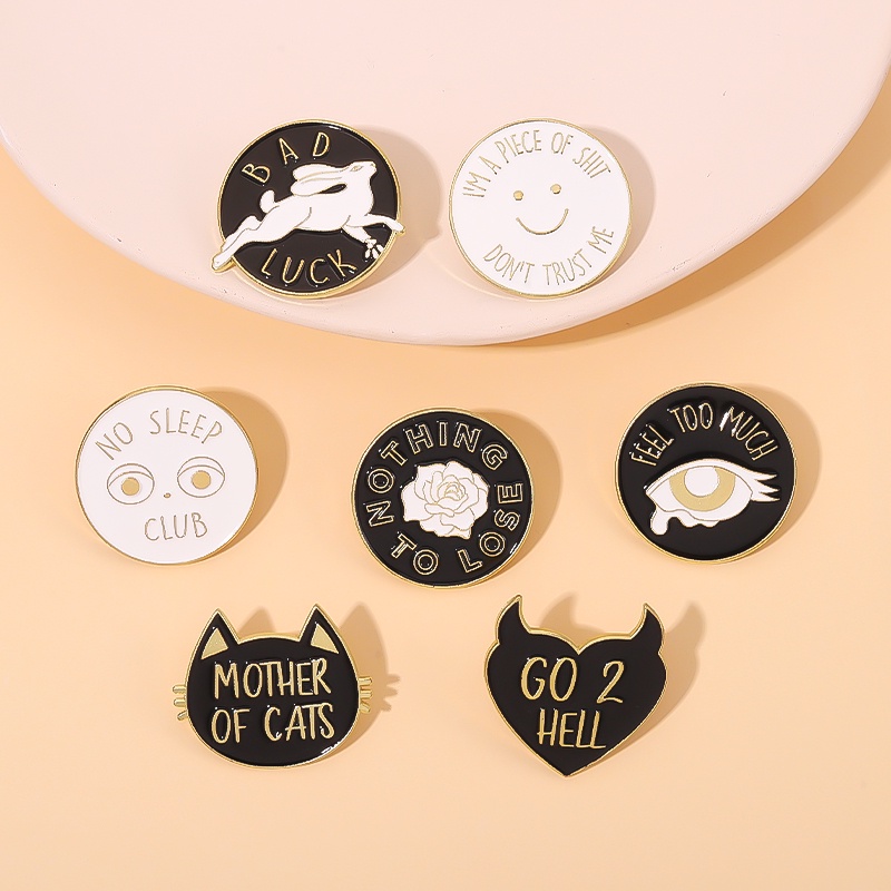 Ghim Cài Áo Hình Mèo / Thỏ Hoạt Hình Vui Nhộn Sáng Tạo