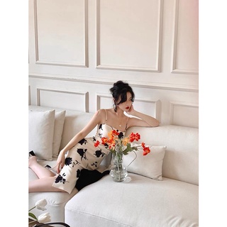 Váy kem 1 dây mảnh họa tiết hoa đen