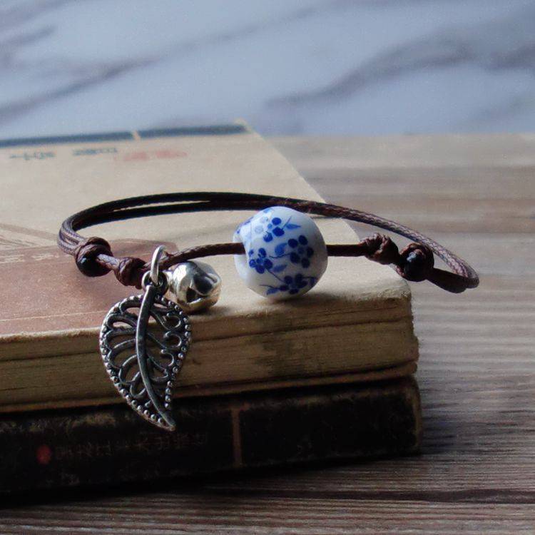 Vòng đeo tay dây bện mặt gốm phong cách retro đáng yêu | BigBuy360 - bigbuy360.vn