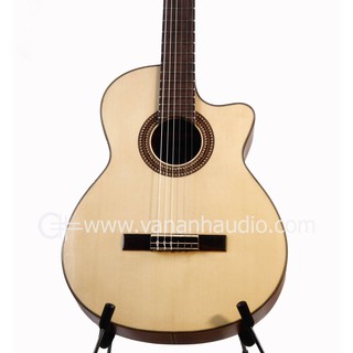 SWALLOW CLASSIC GUITAR C650