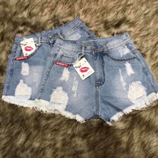 Quần đùi jean 180k sale 80k