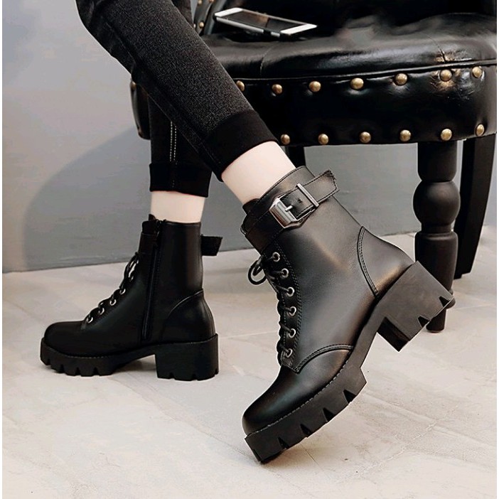 [HÀNG CÓ SẴN] Giày nữ boot nữ phong cách châu âu giày da PU23 cổ cao dây buộc có khuy đế chiến binh chất nhất