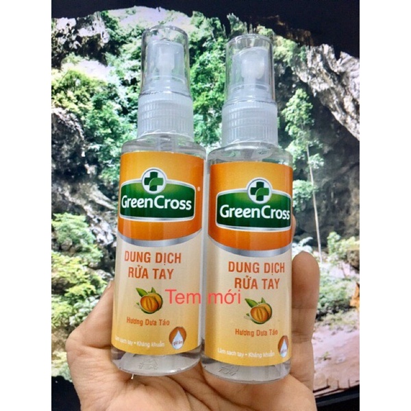 [Combo] 2 chai dung dịch xịt diệt khuẩn GreenCross 70ml - Hương dưa táo | BigBuy360 - bigbuy360.vn