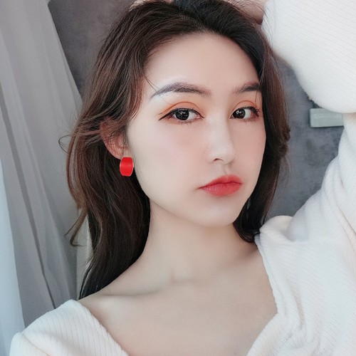 Bông Tai Hình Vuông Cong Titan Ko Đen TT 3462