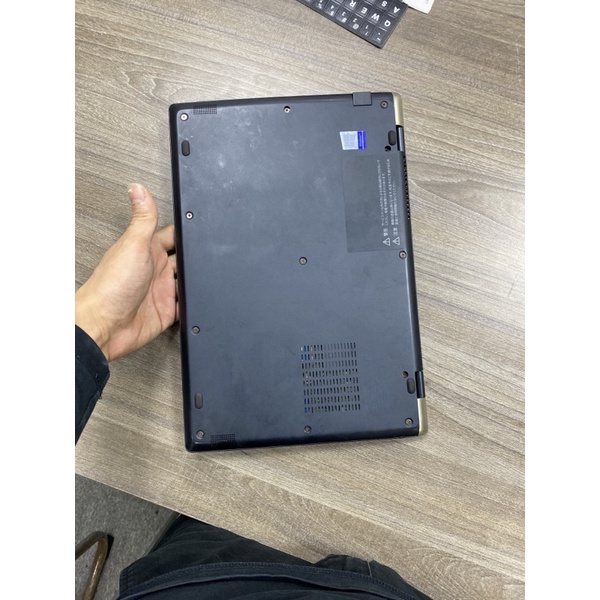 Toshiba g83 i5 8250u ram 8 ssd 256 màn hình 13,3 full hd