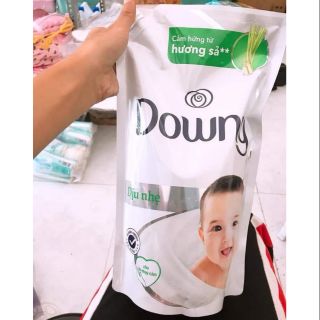 Nước xả vải Downy