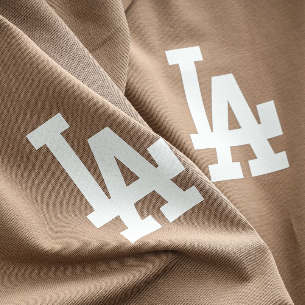 Áo thun thời trang unisex chất liệu cotton cao cấp, họa tiết logo cá tính