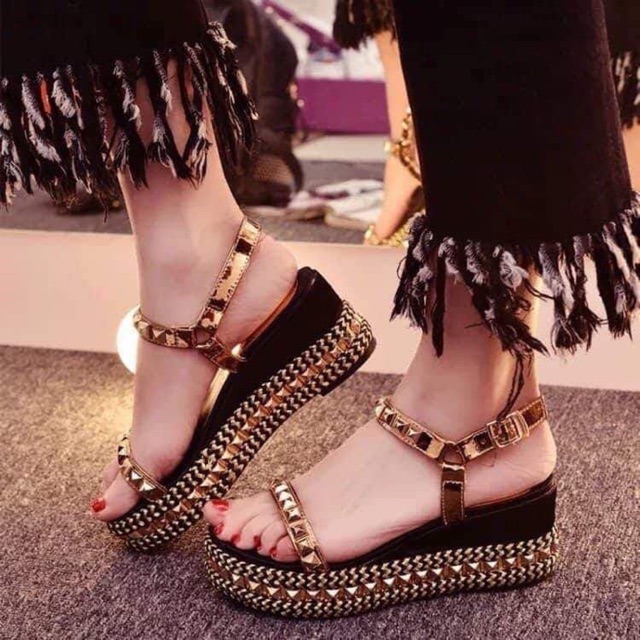Sandal quai đinh 5p 1200g