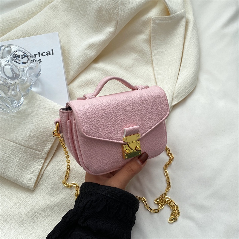 Túi Đeo Vai Hình Vuông Cỡ Nhỏ Phối Dây Xích Thời Trang Cho Nữ