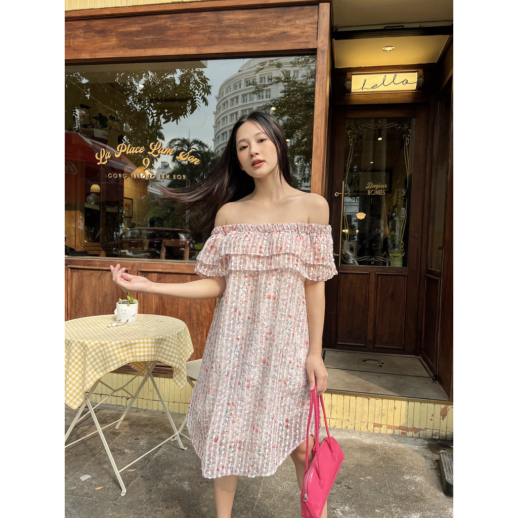 YU CHERRY | Đầm nữ trễ vai họa tiết hoa nhí, Floral Flying Dress YD156