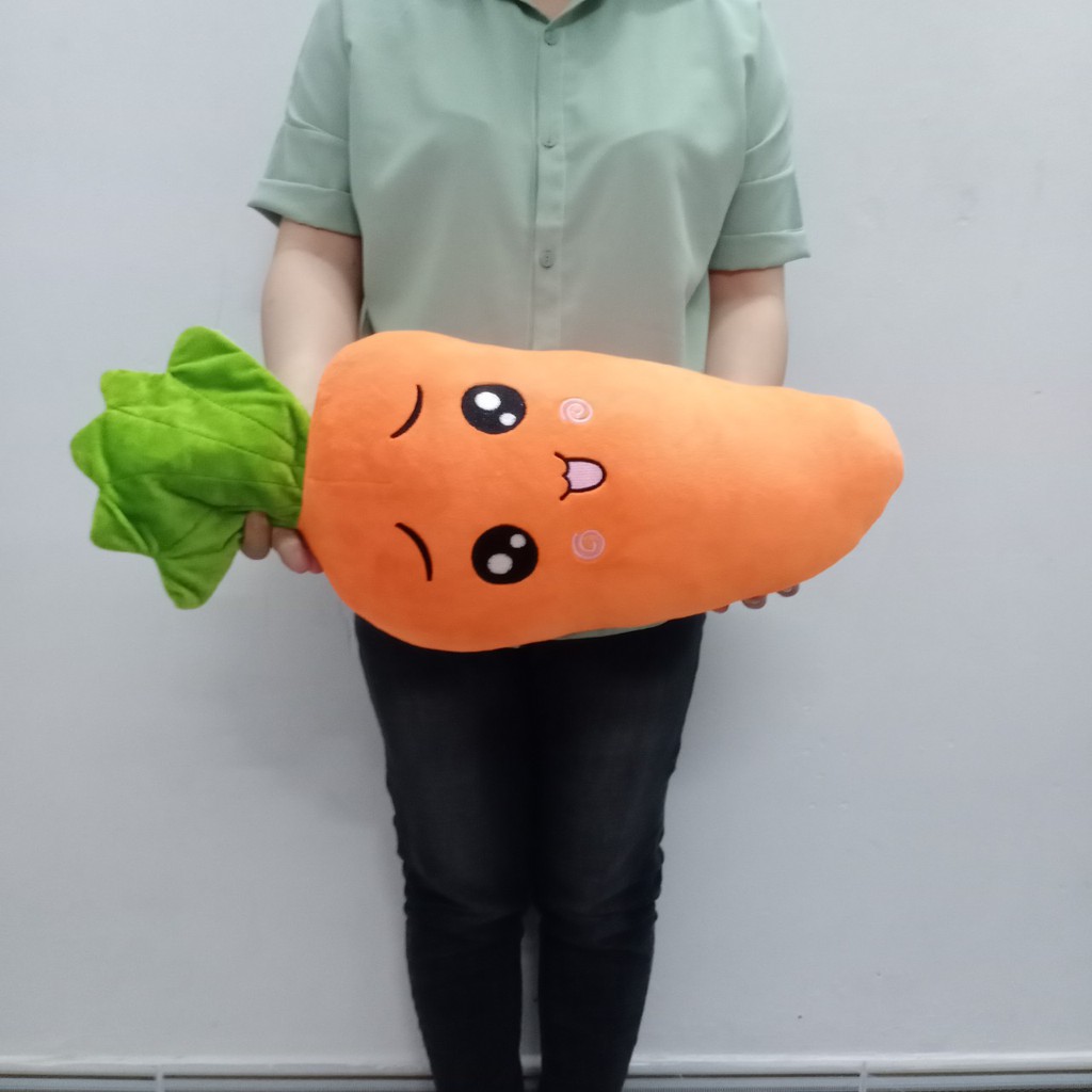 GỐI ÔM CÀ RỐT DỄ THƯƠNG CHO BÉ
