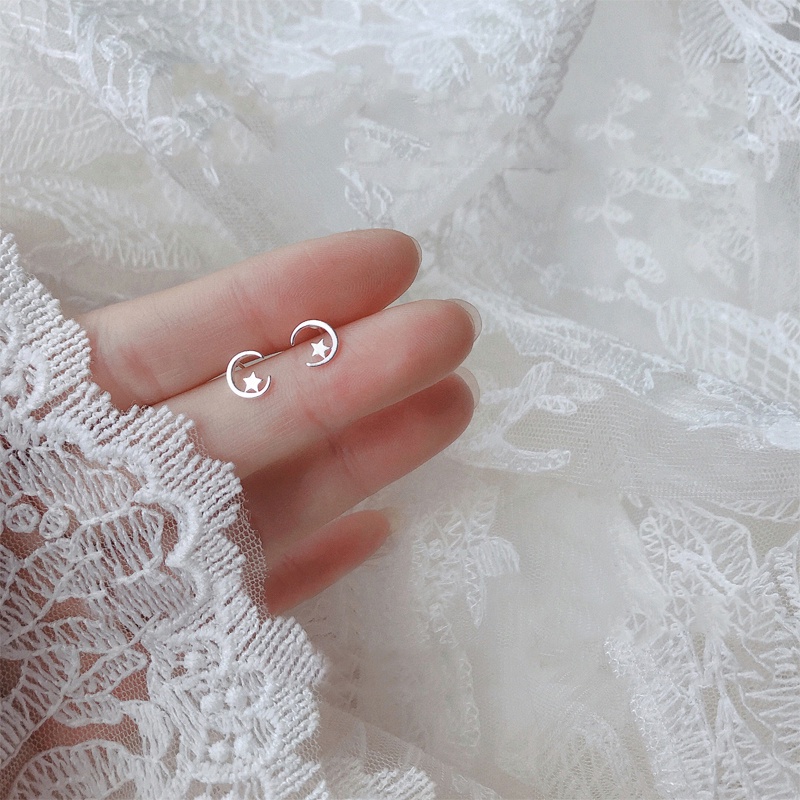 Đôi bông tai mạ bạc 925 hình bán nguyệt kiểu cách đơn giản