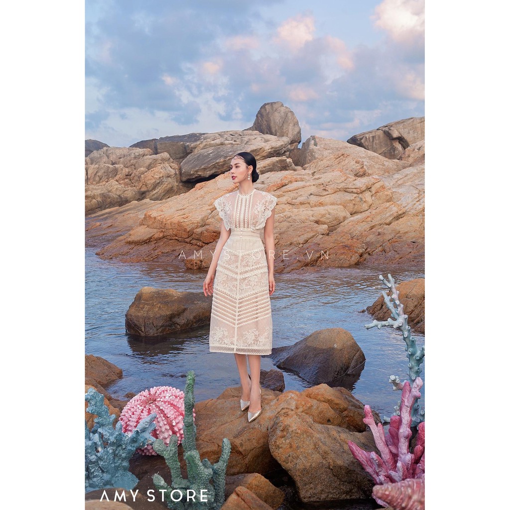 Đầm ren dáng váy dài thanh lịch