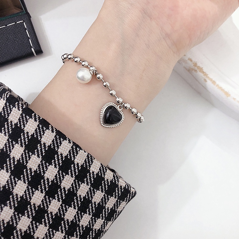 Vòng tay đính hạt ngọc trai giả mặt hình trái tim màu đen đơn giản thời trang cho nữ