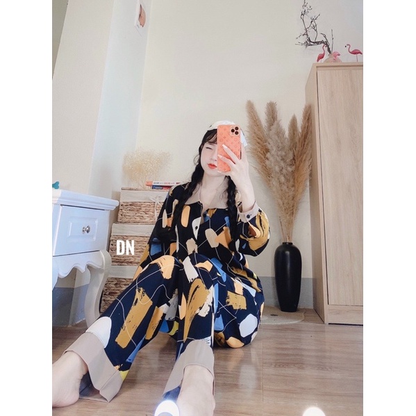 Bộ đồ Pijama lụaBộ lụa thiết kế Quần Sooc Họa tiết chất liệu mát lịm