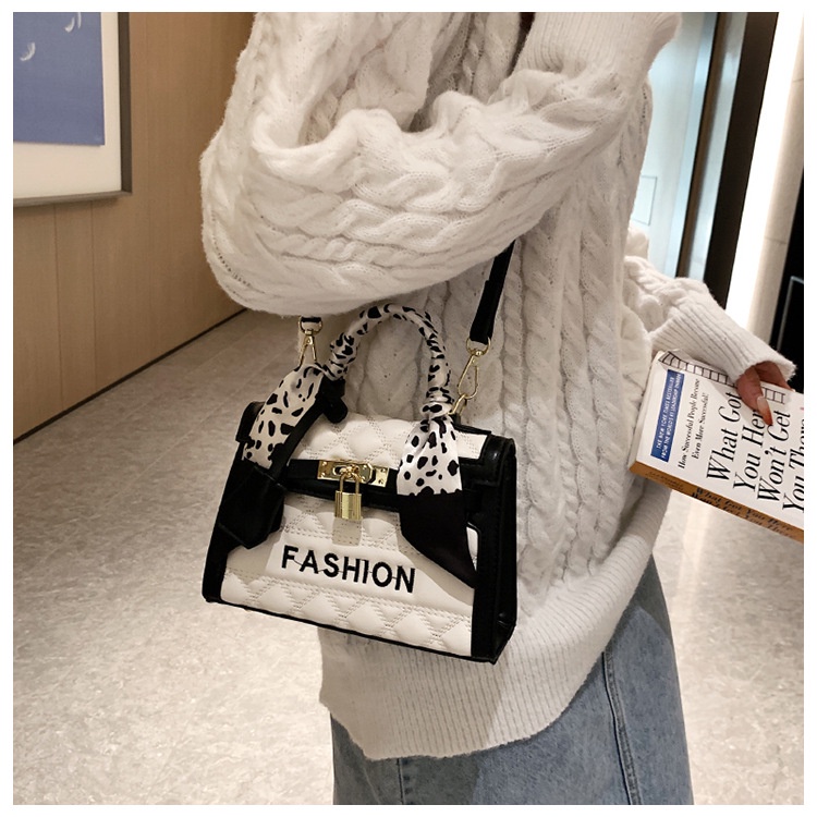Túi Xách JASMIN NOIR Tote Hai Dây Đeo Khăn Choàng Kẻ Sọc Caro Thời Trang Cho Nữ