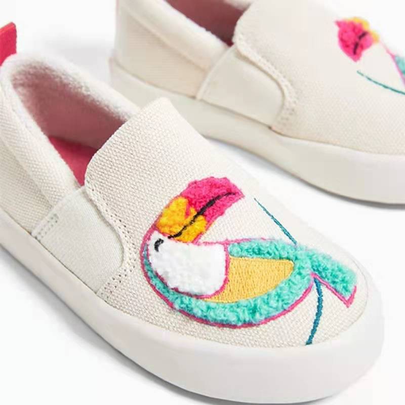 Giày Zara dư xịn cho bé