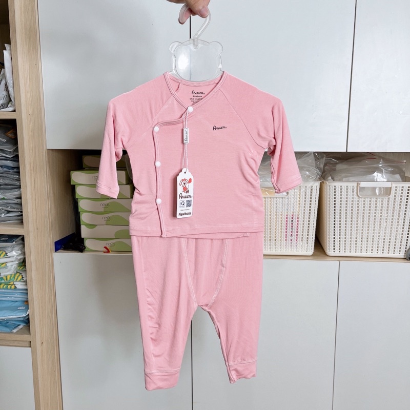 Bộ cài chéo AVALER sợi tre màu trơn sơ sinh