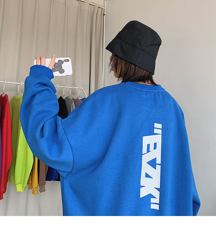 Áo Sweater cổ tròn dáng rộng thời trang năng động cho nam | BigBuy360 - bigbuy360.vn