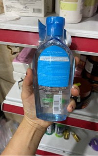 Tẩy trang không cồn Senka 230ml