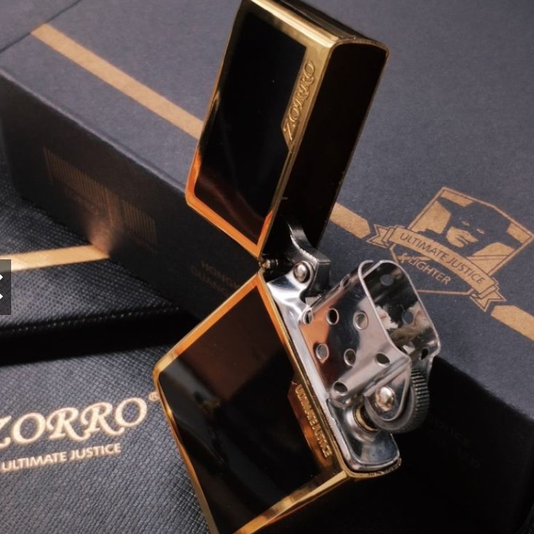 Bật Zorro đen viền vàng 2 mộc đáy