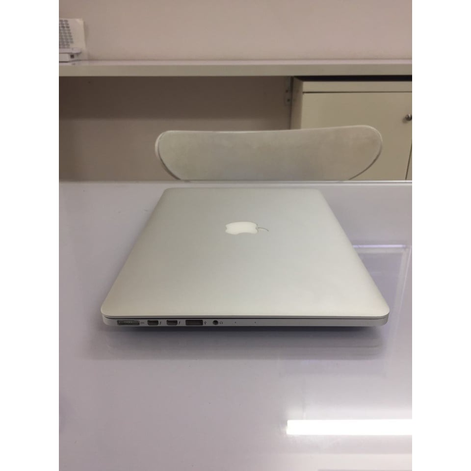 Macbook Pro Vỏ Nhôm 2010 8GB Ram / SSD 128Gb / Logo Quả Táo Phát Sáng + Phím Led Cực Đẹp Sang Chảnh