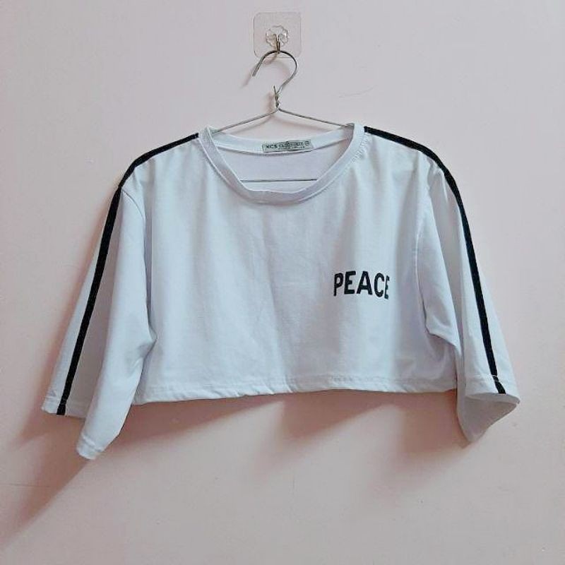 Pass áo CROPTOP đâyyy (vào shop để xem thêm đồ mình bán nha)