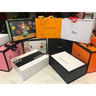 Hộp Giấy Nam Châm Các Hãng VIP