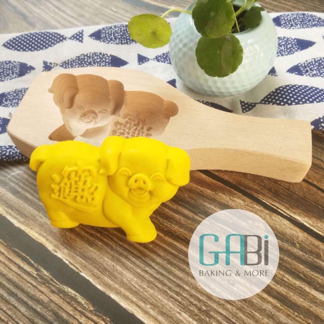 Khuôn trung thu gỗ 1 mặt thỏ/heo/hoa sen/hồng/mèo thần tài