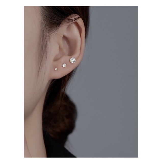 Bông tai Thép Y Tế đá trắng nam nữ (1 chiếc)