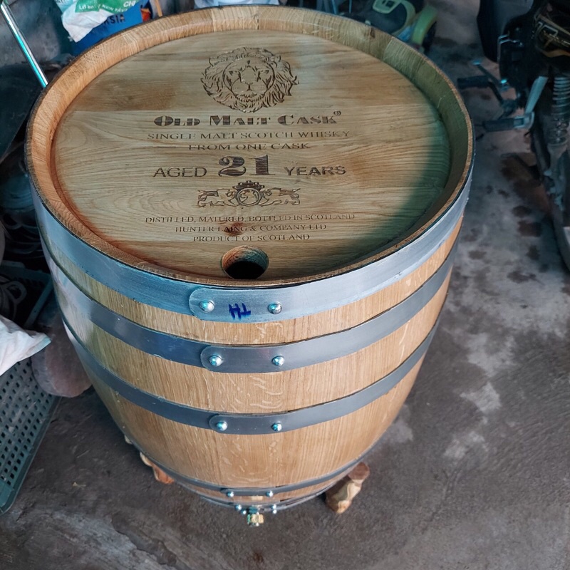 Thùng ngâm rượu gỗ sồi dáng đứng 50 lit