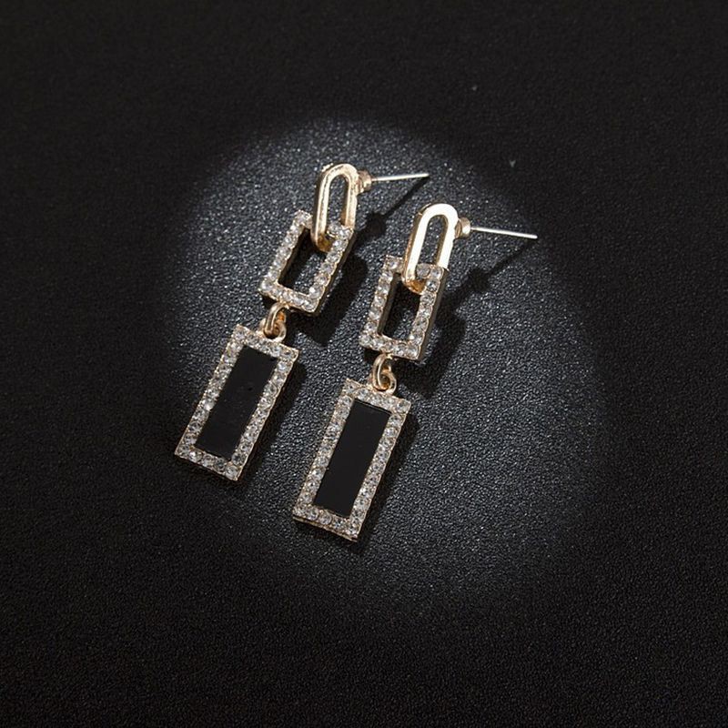 Bông tai hợp kim dạng dài đính đá độc đáo