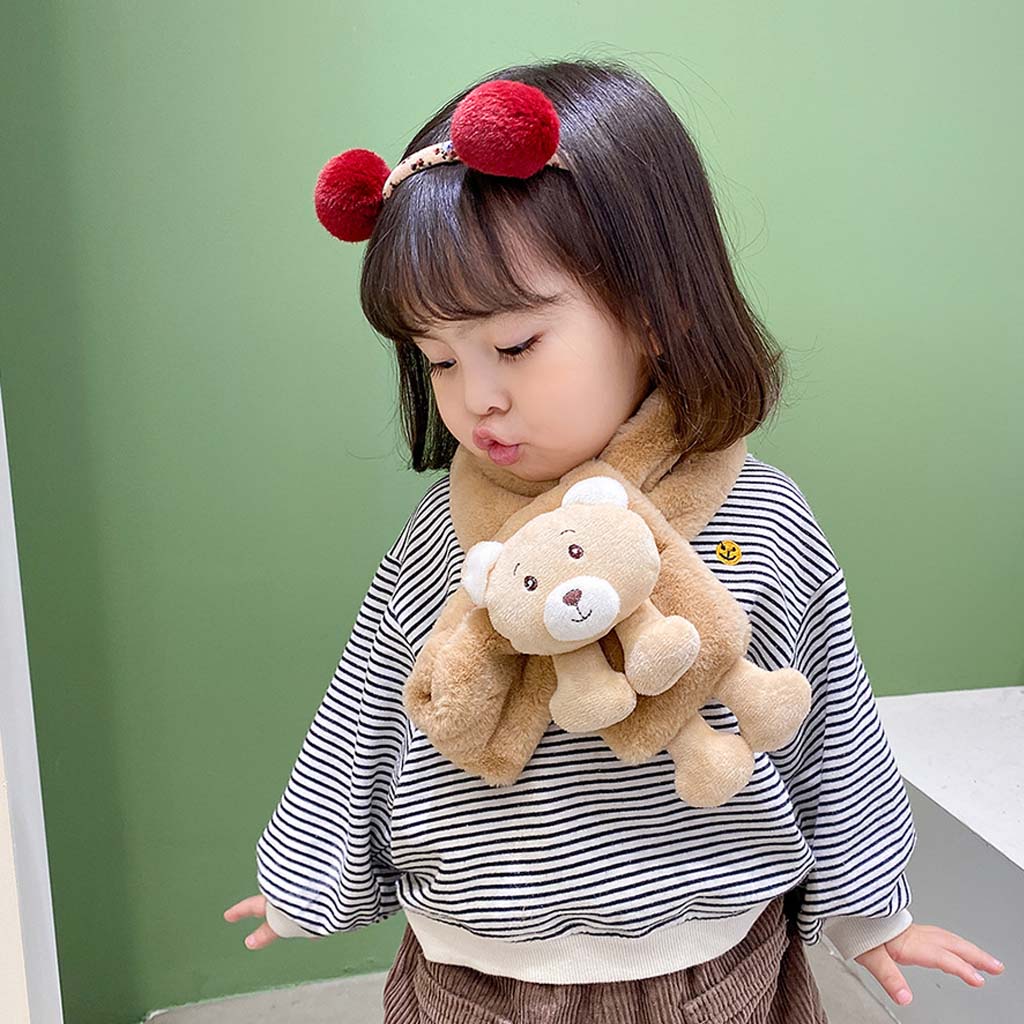 Khăn quàng cổ cho bé gái bé trai, khăn đeo cổ cho bé đính kèm gấu bông đáng yêu