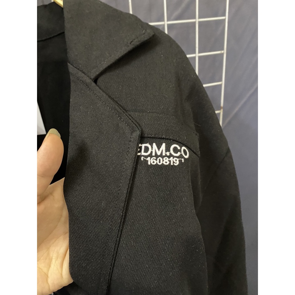 Áo khoác blazer công sở a5574 (màu đen), dáng dài, cổ vest, dài tay, form rộng, freesize, vải 1 lớp KHÔNG LỘ