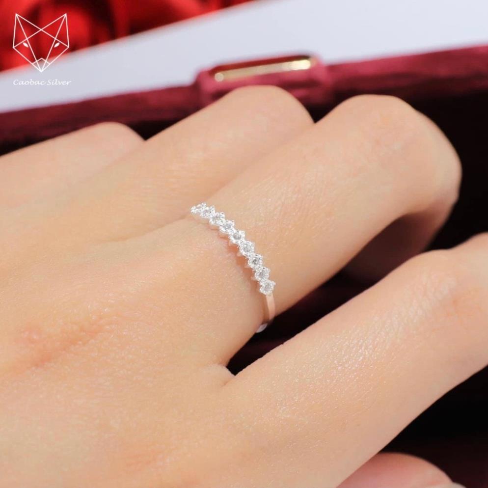 Nhẫn nữ, nhẫn bạc ta cho nữ, đính các viên đá lấp lánh , hàng sáng bóng_ Bạc Kim Hưng