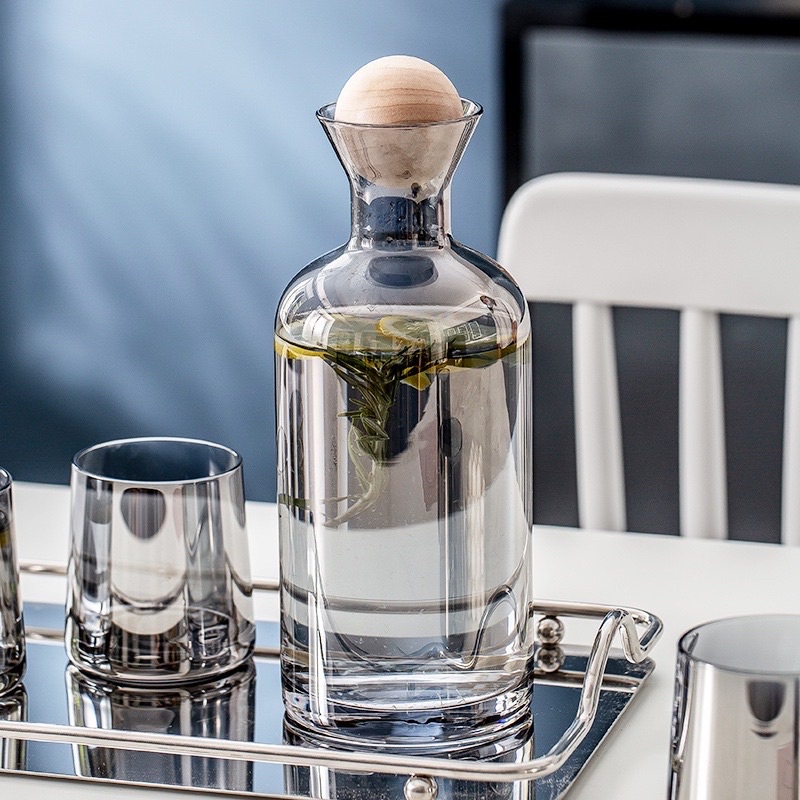 Bộ bình nước thủy tinh màu hổ phách, màu amber, màu trong suốt kèm khay sang trọng