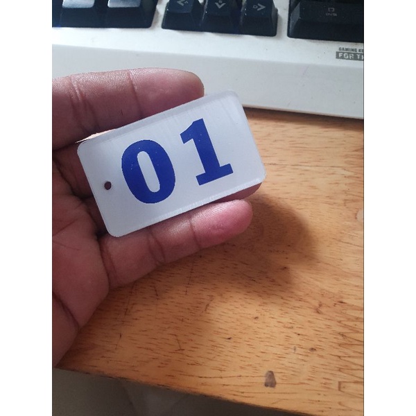 Thẻ mica giữ đồ giữ xe thẻ số