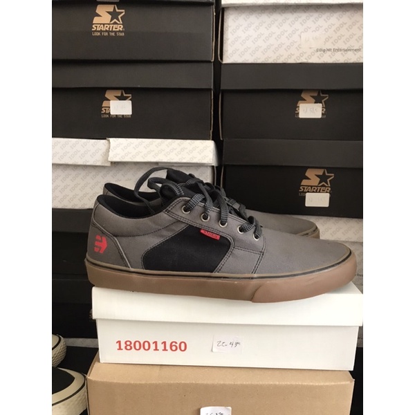 giẫy xuất size 45,46