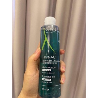 Sữa rửa mặt Aderma 200ml