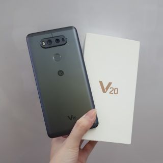 LG V20