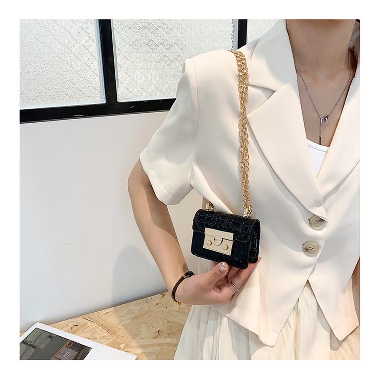 Túi đeo chéo JASMIN NOIR họa tiết da cá sấu dây đeo dạng xích thời trang cho nữ