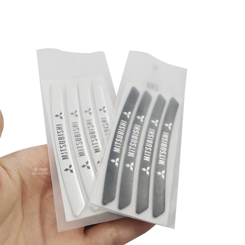 Bộ 4 Miếng Dán Trang Trí Bánh Xe Hơi Mitsubishi