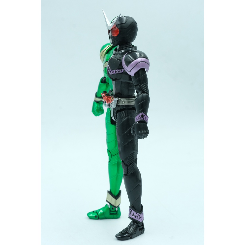 Mô hình SHF Cyclone Joker Kamen Rider Double 1.0 Chính hãng Bandai S.H.Figuarts Double W Box Đẹp có ảnh thật tự chụp